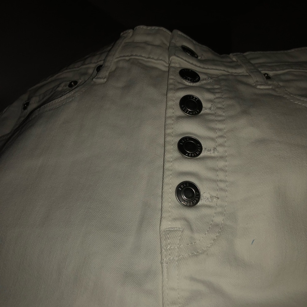 Free assembly white pants size 8